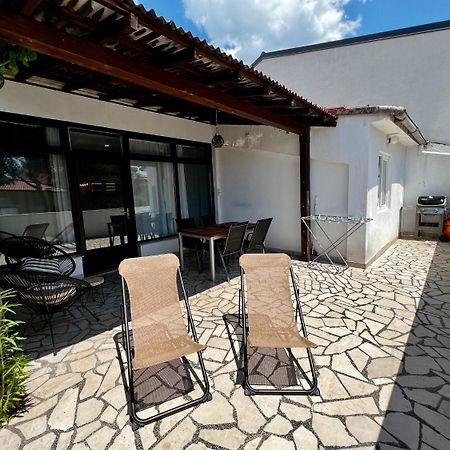 Apartment Denis - Great Location & Large Terrace Makarska Zewnętrze zdjęcie