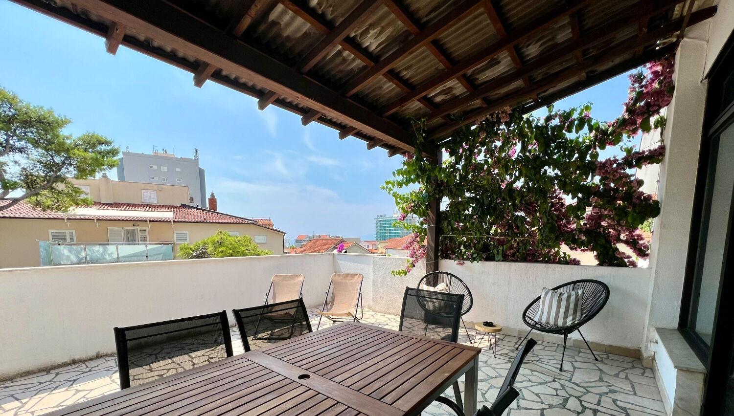 Apartment Denis - Great Location & Large Terrace Makarska Zewnętrze zdjęcie