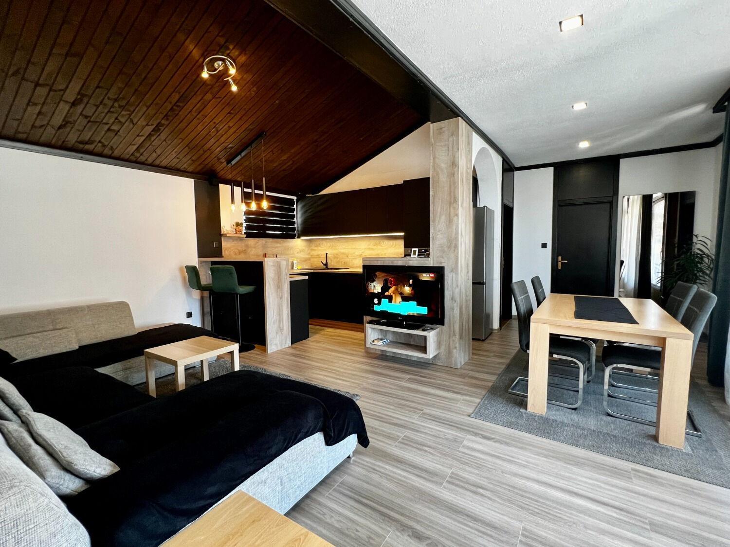 Apartment Denis - Great Location & Large Terrace Makarska Zewnętrze zdjęcie